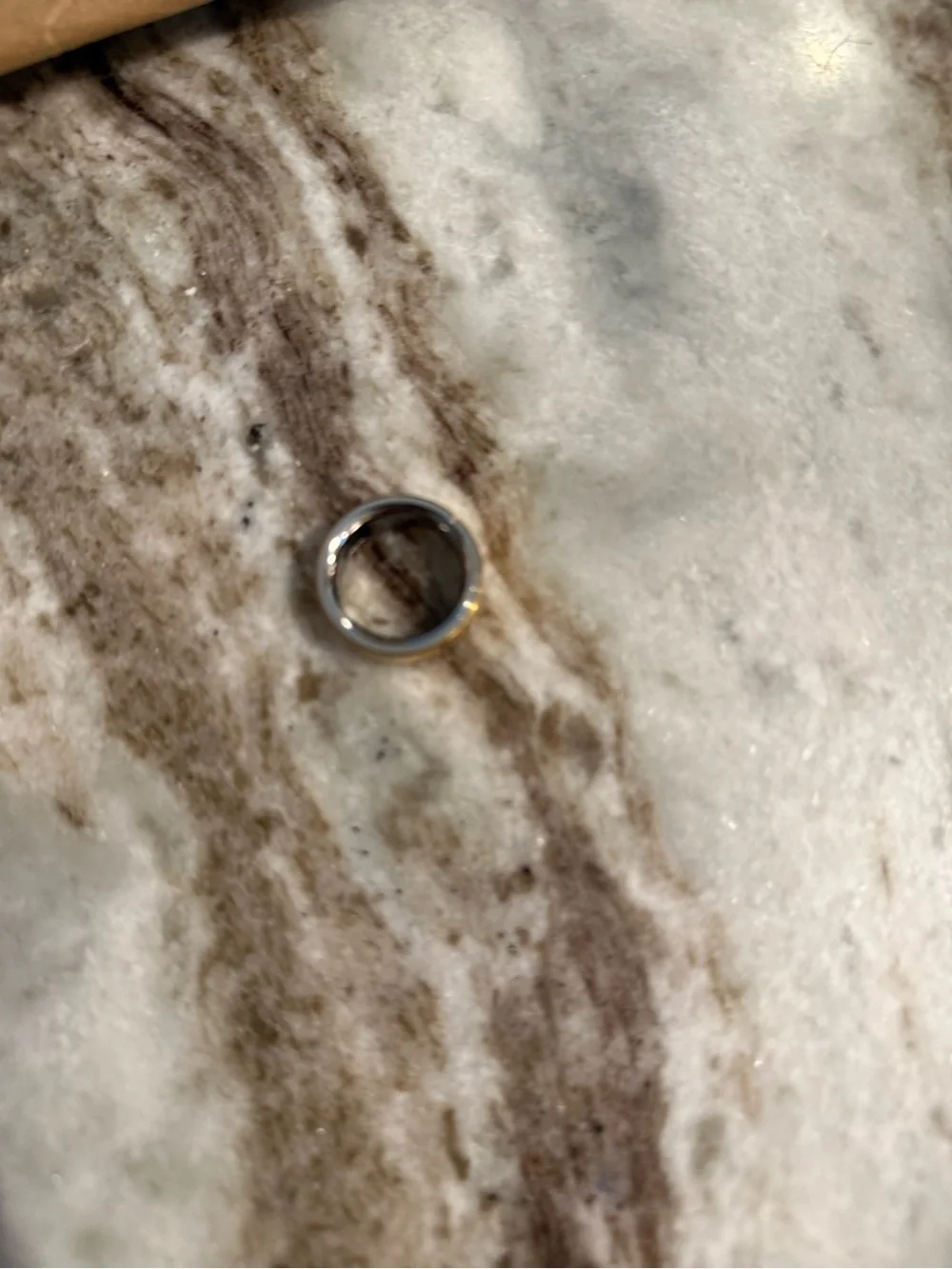 Oura ring series 4 size 8